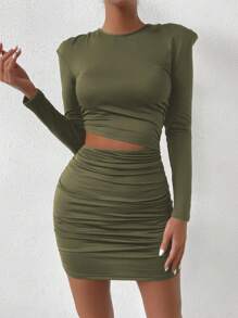 Allurite 纯色镂空褶饰紧身连衣裙