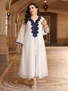Al Najma Plus Size Lace Patchwork High-Low Hemline Notched Collar Dress, Modest Kaftan - White - View 5