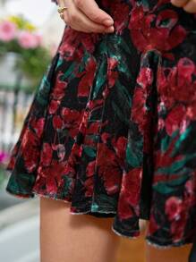 SHEIN Frenchy Falda Corta Con Volante De Patrón Floral