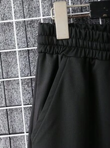 Manfinity Dauomo Men's Cartoon Print Short Sleeve T-Shirt And Shorts 2pcs/Set - Black - View 8