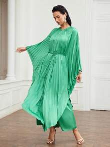 MOTF PREMIUM WOMEN'S BATWING SLEEVE PLEATED DRESS - Green - View 7