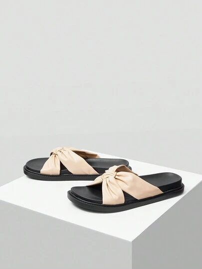 COMFORTABLE CASUAL LADIES' FLAT SANDALS FOR DAILY WEAR