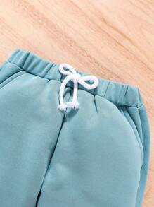 SHEIN 男童休閒寬鬆遊戲手柄圖案短袖連帽上衣和運動長褲套裝 - 彩色 - 查看 4