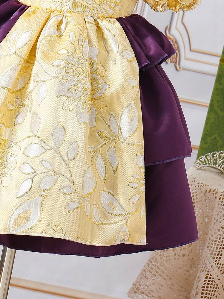 Young Girl's Plant Jacquard Multi-Layer Ruffled Hem Short Puff Sleeve Dress