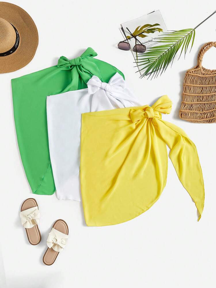 Women's Asymmetrical Skirt With Knotted Side Detail And Asymmetrical Hemline