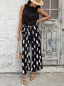 SHEIN Clasi Của phụ nữ Xếp li Vòng cổ Không tay Áo Và In Hình học Quần Bộ - màu đen - Xem 4