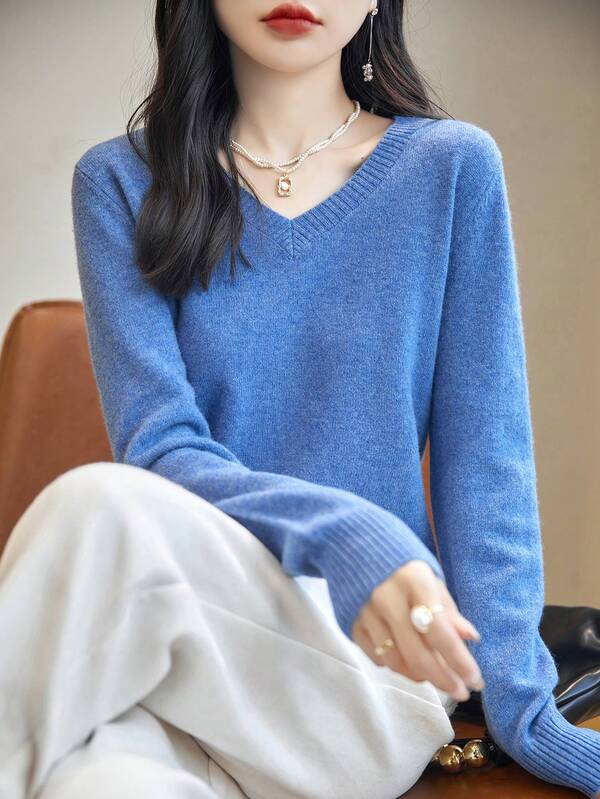 100% Wool V-Neck Long Sleeve Lightweight Warm Sweater, New Autumn/Winter 2024 Collection