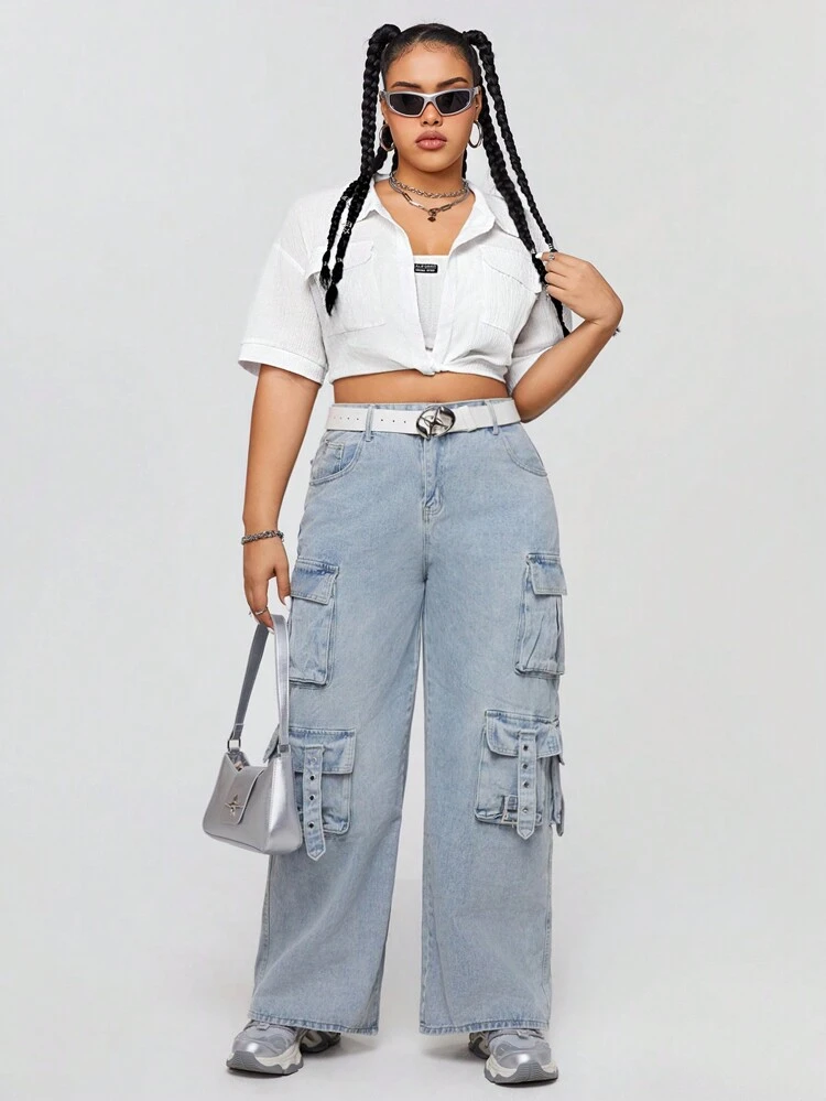 Plus Size Women's Cropped Casual Shirt With Textured Fabric