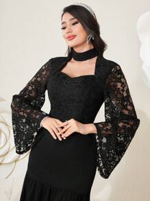 Modelyn Damen Kleid Mit Cut-out, Spitzen Vorderpaneel Und Glockenärmel. Ohne Gürtel - Schwarz - Übersicht 5