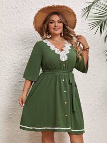 SHEIN Clasi Plus Size Women's Lace Trim V-Neck Dress - Green - View 3
