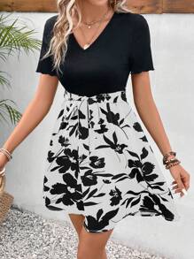 SHEIN Frenchy Vestido Con Cinturón De Manga Corta Y Estampado Floral