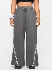 SHEIN EZwear CURVE Plus Size Loose Fit Colorblock Striped Drawstring Waist Sweatpants