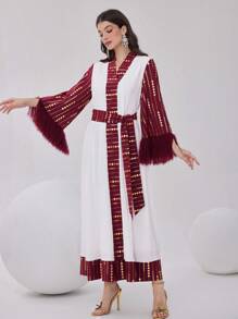 Modelyn Burgunderrotes Kleid mit geometrischem Muster und Goldfolien-Muster, Kontrastfransen an den Ärmeln - Bordeaux - Übersicht 1