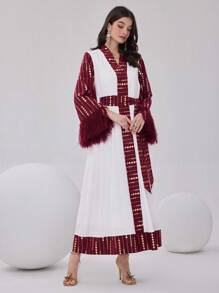 Modelyn Burgunderrotes Kleid mit geometrischem Muster und Goldfolien-Muster, Kontrastfransen an den Ärmeln - Bordeaux - Übersicht 7