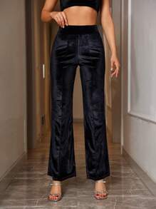 RueChic Women's Solid Color Bell-bottom Pants - Black - View 1