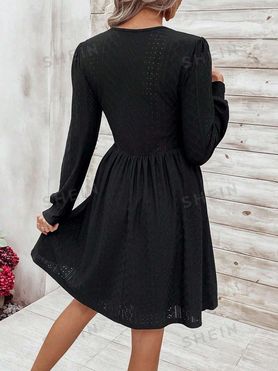 SHEIN LUNE Robe à taille marquée et encolure croisée pour femmes Mode en ligne SHEIN FRANCE