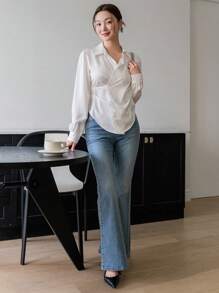DAZY 純色不對稱風褶皺女士襯衫,長袖款式 - 白色 - 查看 4