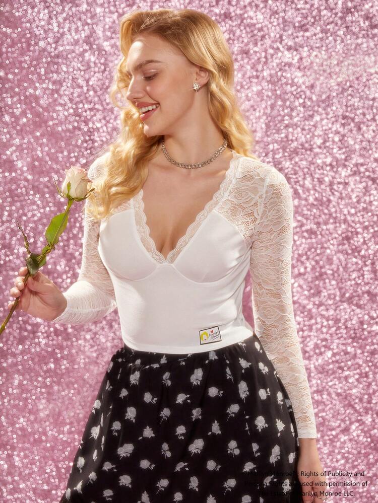 V-Neck Lace Panel T-Shirt