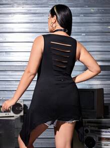 ROMWE Grunge Punk Plus Size Punk Ripped Skull & Wing Print Tank Top, School - Black - View 2