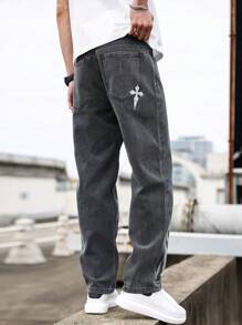 Manfinity LEGND Quần Jean Denim Nam Có Họa Tiết Logo Chữ Thập Và Túi Xéo Baggy Long Washed Dark Jean Cargo Đồ Họa Xám Trơn Đi Làm Dạo Phố Bạn Bè - màu đen - Xem 2