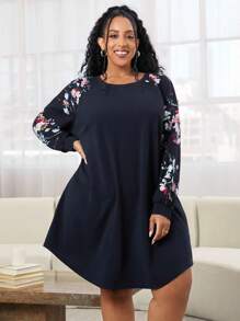 SHEIN CURVE+ Plus Size Floral Printed Raglan Sleeve Skater Dress - Navy Blue - View 3