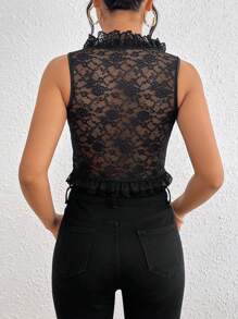Zolique Deep V-Neck Cropped Lace Camisole Top - Black - View 2