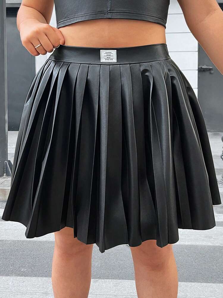 Plus Size Pu Leather Pleated Skirt
