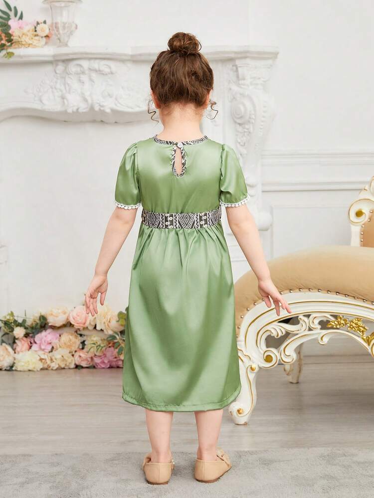 Young Girl Spring & Autumn Casual Fashionable Vacation Style Short Sleeve Dress With Geometric Print, Shoulder Bag Decoration And Belt