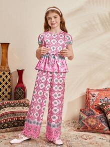SHEIN Tween-Mädchen Lockeres, süßes Set aus Oberteil mit Rundhalsausschnitt und geometrischem Muster und Hose