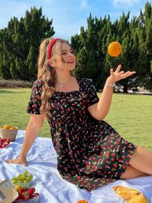 SHEIN MOD Đầm ngắn tay in họa tiết dâu tây cỡ lớn dễ thương cho mùa hè - màu đen - Xem 3