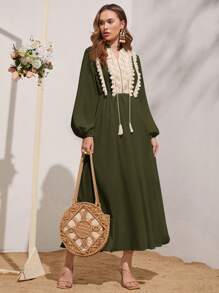 Al Najma 女性色塊拼接和流蘇裝飾的燈籠袖連衣裙 - 軍綠色 - 查看 4