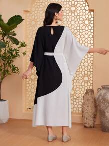 Al Najma Robe De Style Arabe Pour Femme En Bloc De Couleurs Avec Décor De Fleurs En 3d