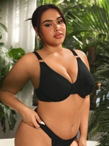 SHEIN Swim Curve Summer Beach Plus Size Solid Color Fashionable Bikini Top With Buckle Design - Black - View 3