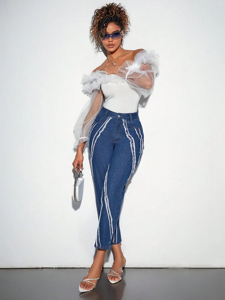 Women's Frayed Contrast Panel 3/4 Jeans