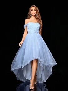 Vestido de dama de honor elegante con hombros descubiertos, bordado 3D, empalmado y de doble capa de malla - Celeste - Ver 2