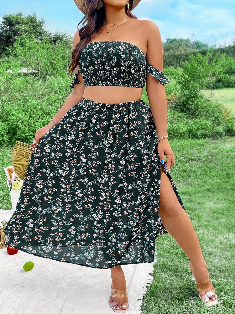 Plus Size Two Piece Set With Ditsy Floral Print