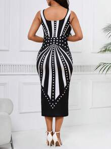 SHEIN Lady 無袖 U 領長連身裙 - 黑與白 - 查看 2