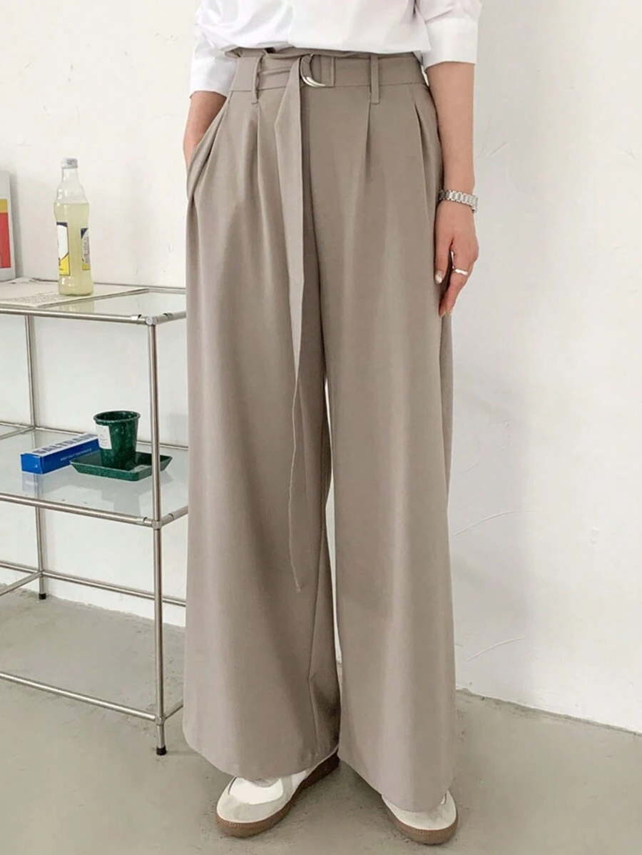 DAZY Women's Solid Color Pleated Trousers - Apricot - View 1
