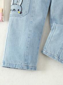 SHEIN Young Girl's Casual And Comfortable Lovely Embroidered Straight Leg Jeans Summer Holiday