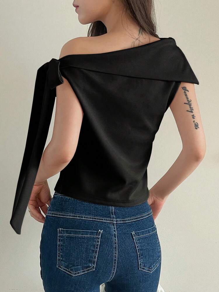 Ladies' Solid Off-Shoulder Side Tie T-Shirt Going Out Tops