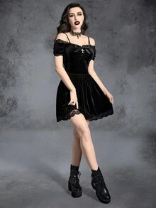 Gothic Mini Velvet Dress With Contrast Lace, Scallop Trim, Ruched Bust And Arm Sleeves - Black - View 5
