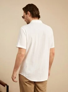 HIMLAND 男式幾何印花短袖襯衫 - 白色 - 查看 2