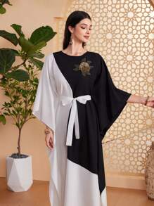 Al Najma Robe De Style Arabe Pour Femme En Bloc De Couleurs Avec Décor De Fleurs En 3d