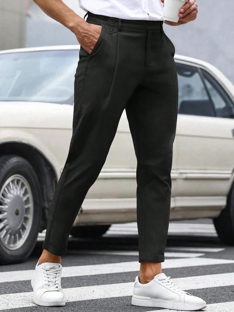 Manfinity Mode Men's Slim Fit Pleated Tapered Pants - Black - View 1