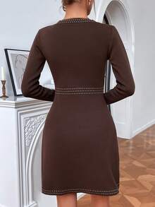 优雅长袖针织连衣裙，拼色 V 领毛衣裙，条纹随意设计，完美适合秋冬时尚返校秋季女装秋季街头服饰 - 巧克力棕 - 查看 2