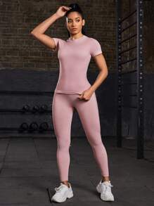 Easithlete Women's Raglan Short & Tight-Fitted Sports Set Workout Set Outfit Set Workout Women Set - Dusty Pink - View 5