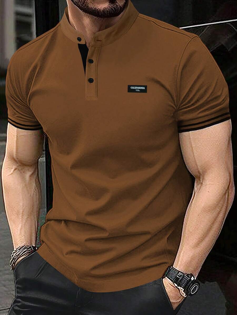 Manfinity Homme 男式立領短袖Polo恤，釦帶圖形色塊高爾夫商務休閒丈夫 - 棕色 - 查看 1
