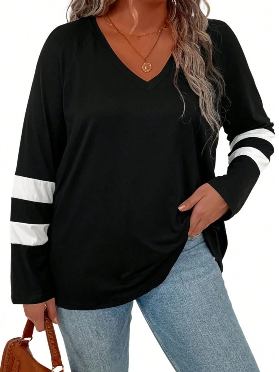 加大条纹印花 V 领 T 恤 女式图案 T 恤 - 黑色 - 查看 1