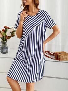 EMERY ROSE Women's Round Neck Short Sleeve Striped Dress
