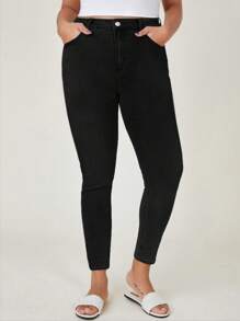 SHEIN EZwear Plus Size Women's Slim Fit Cropped Jeans - Black - View 1